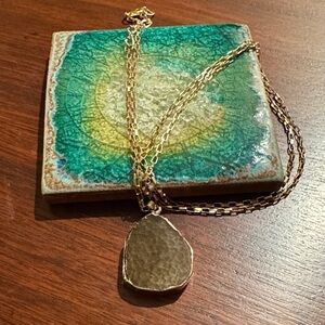 Gold Pendant Necklace